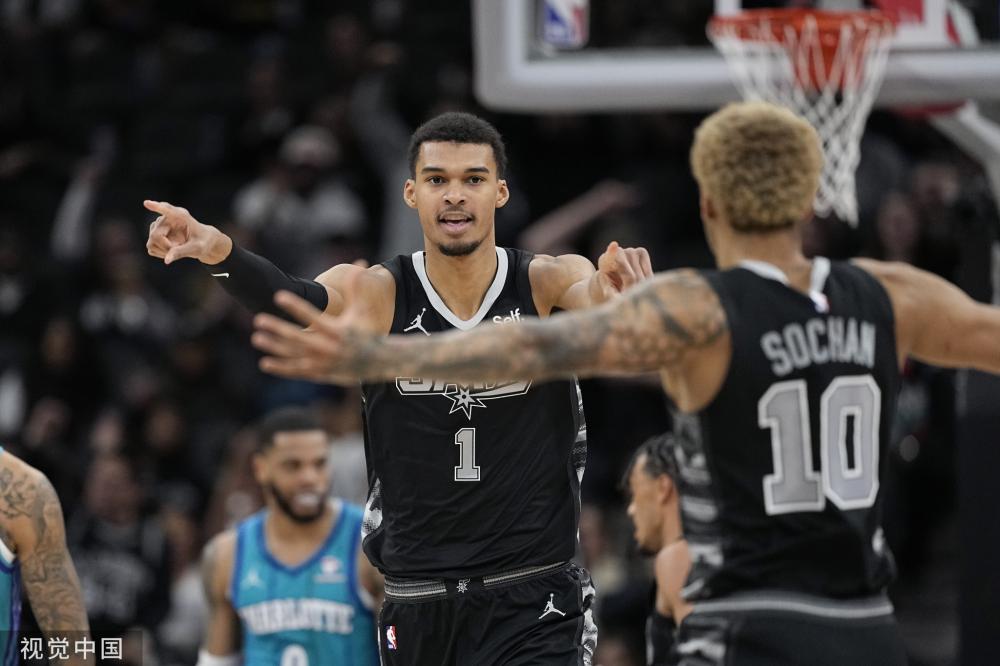 大战中脱颖 大战中脱颖