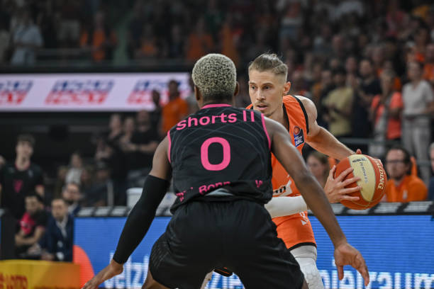 体育山东网球新希望 小将期待再突破