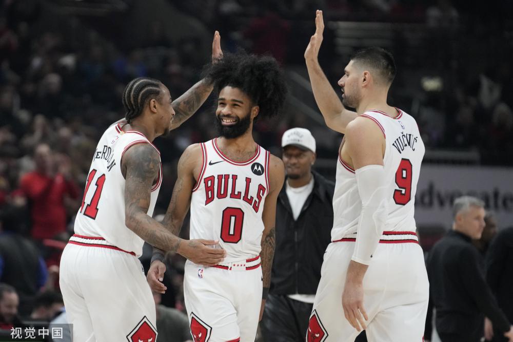 艺术体操男子鞍马决赛 我国选手林浚溢夺银牌